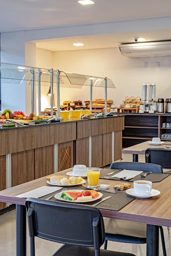 Slim Guarapuava Hotel Екстериор снимка