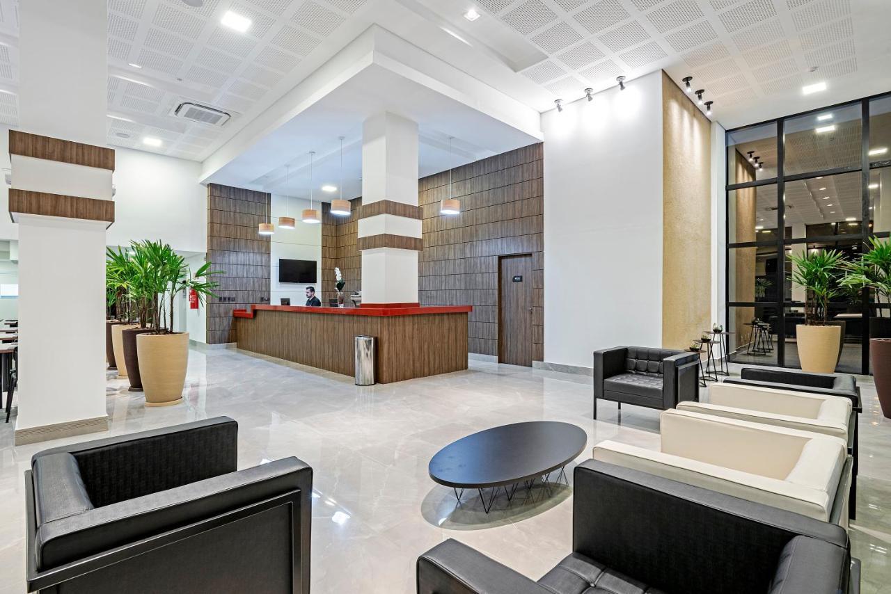 Slim Guarapuava Hotel Екстериор снимка