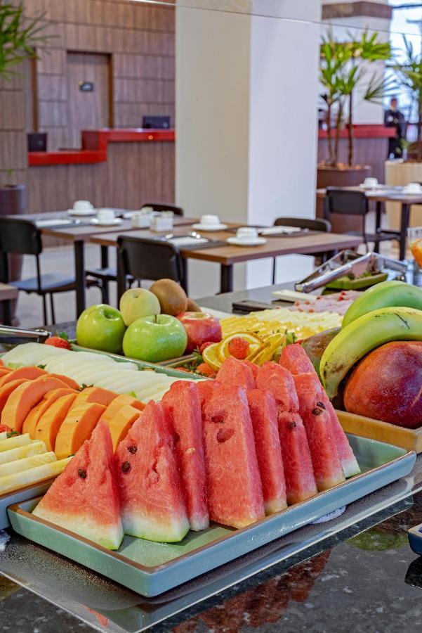 Slim Guarapuava Hotel Екстериор снимка