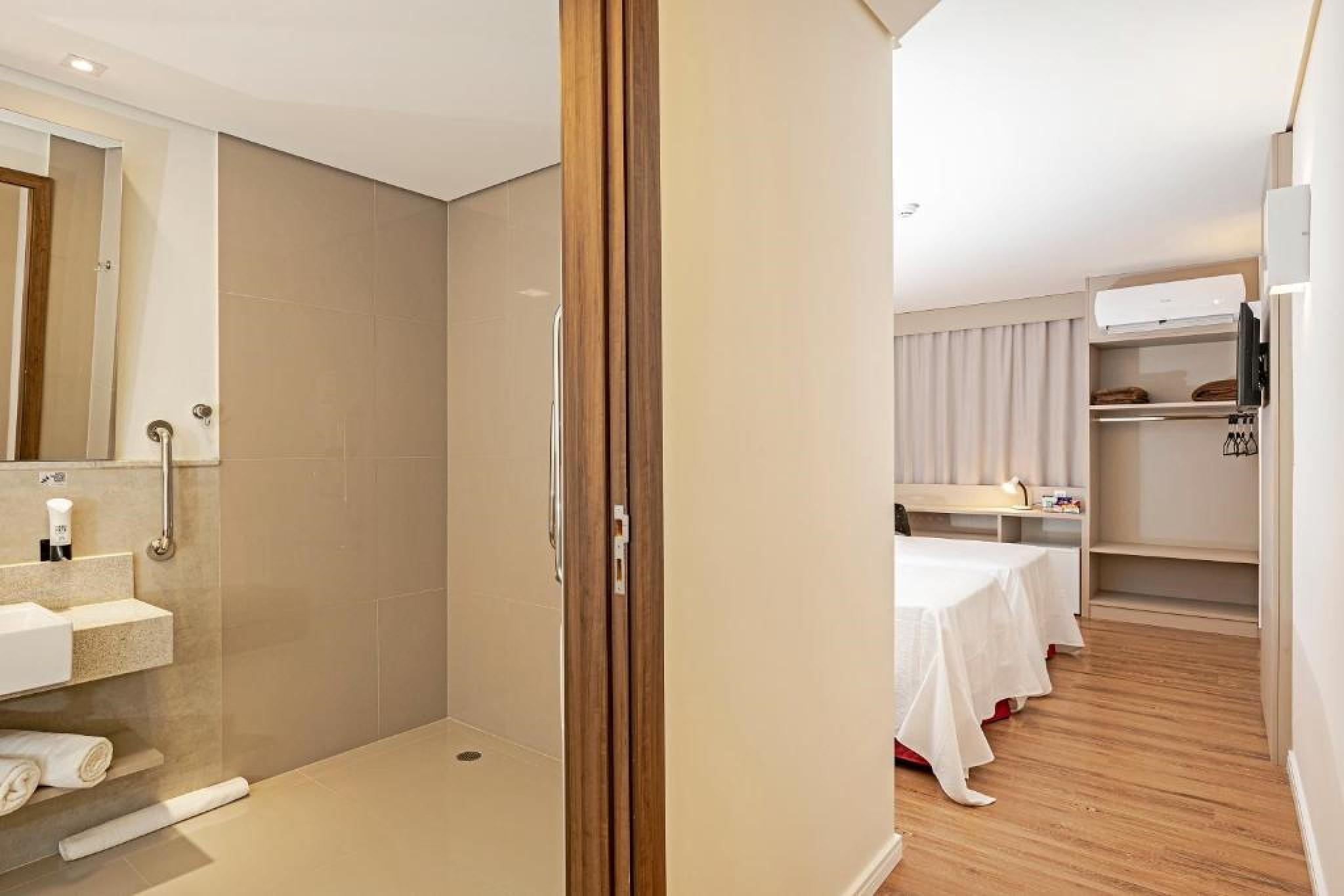Slim Guarapuava Hotel Екстериор снимка