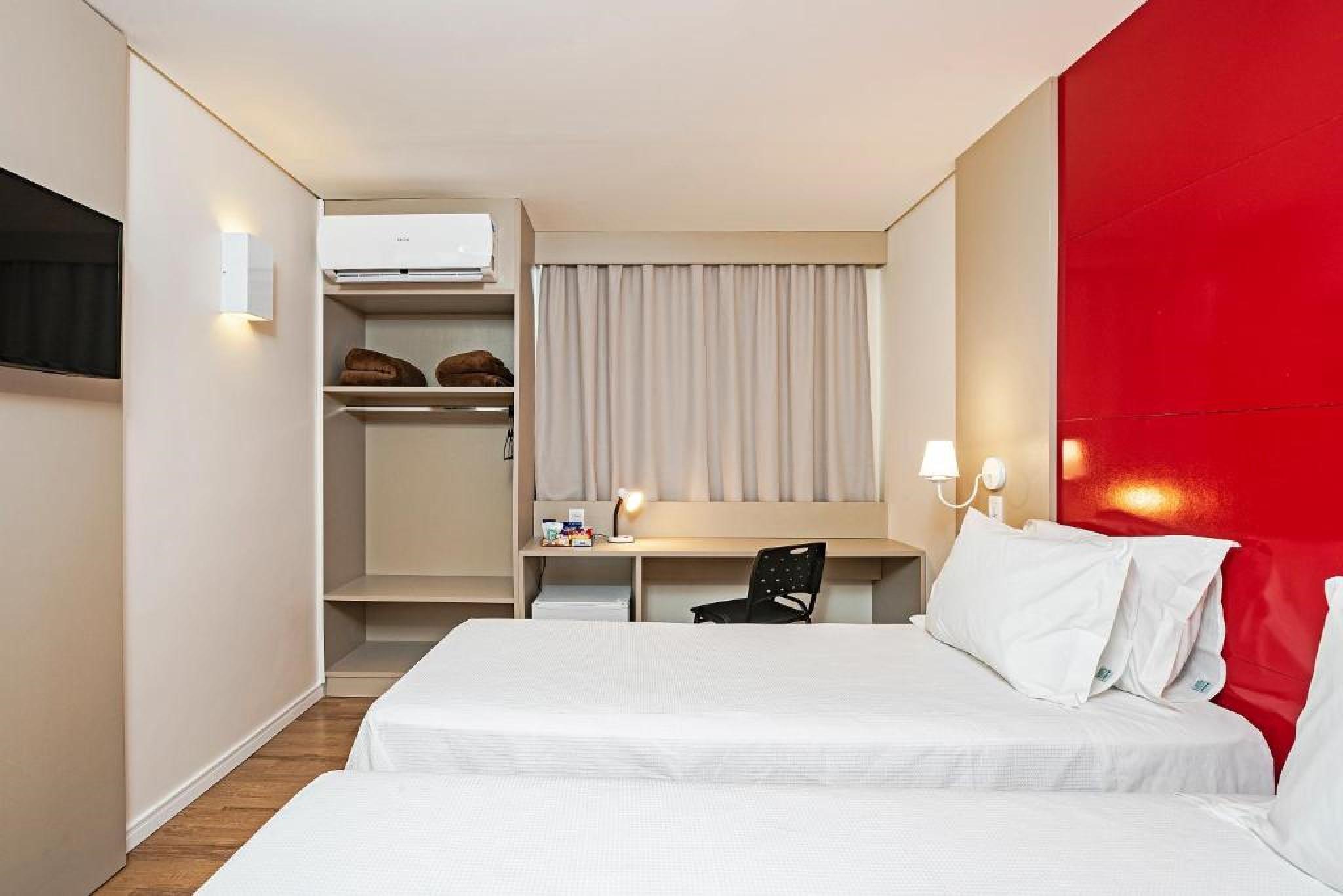 Slim Guarapuava Hotel Екстериор снимка