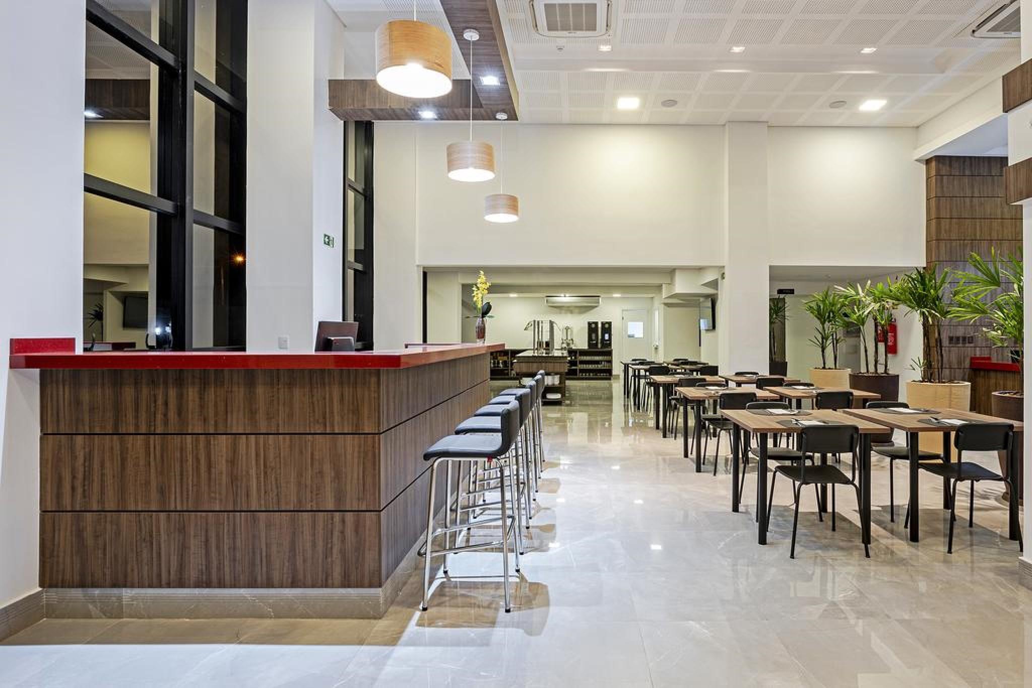 Slim Guarapuava Hotel Екстериор снимка